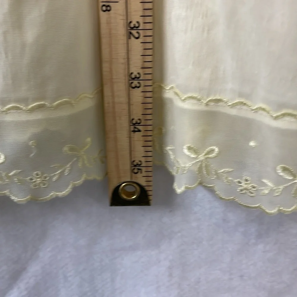 Vintage Kayser Womens Small Sz 34 Full Slip Dress Pale Yellow‎ - Picture 9 of 11